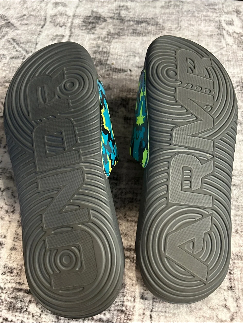 Under Armour Kids Blue & Neon Green Camo Slide Sandals